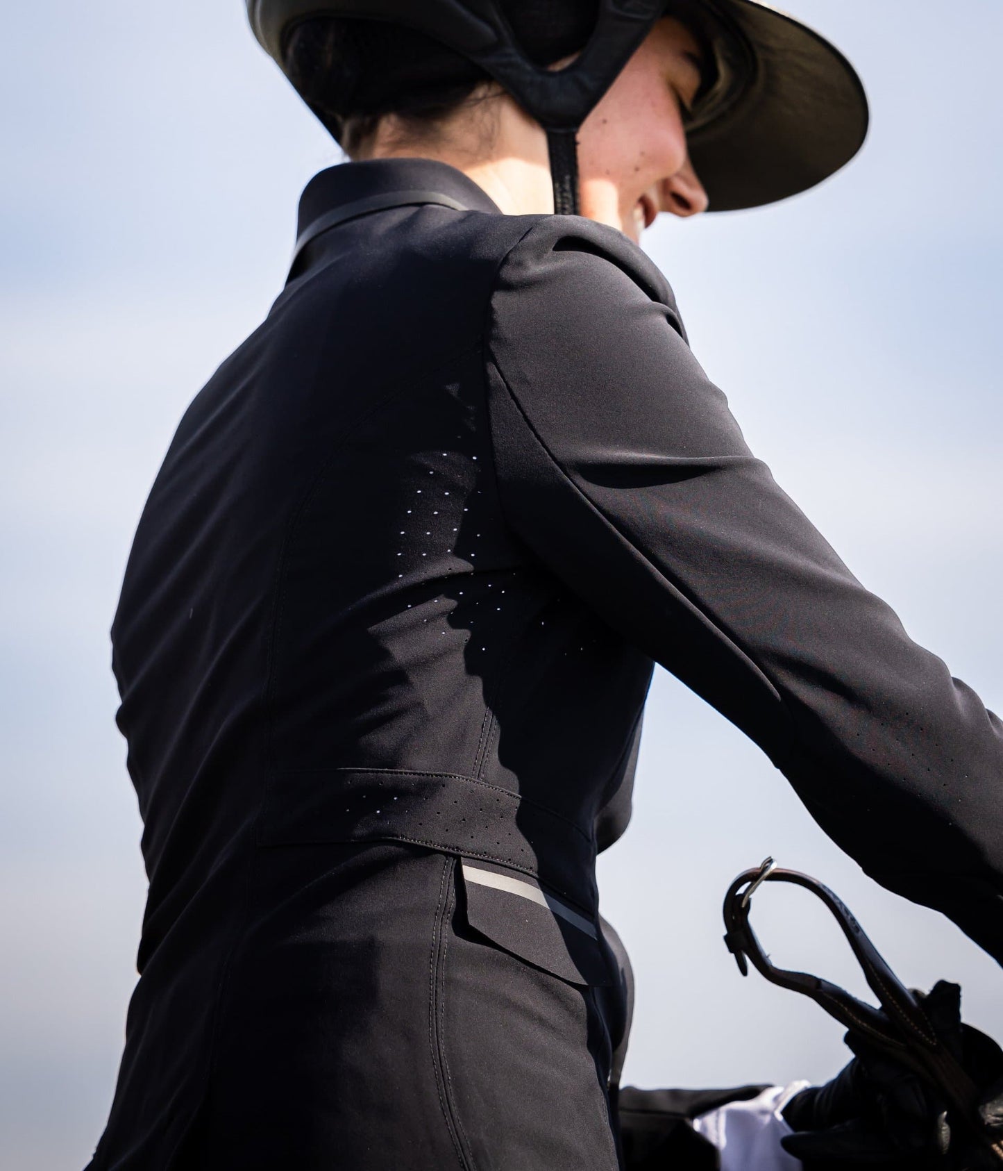 AEROMADE Show Jacket