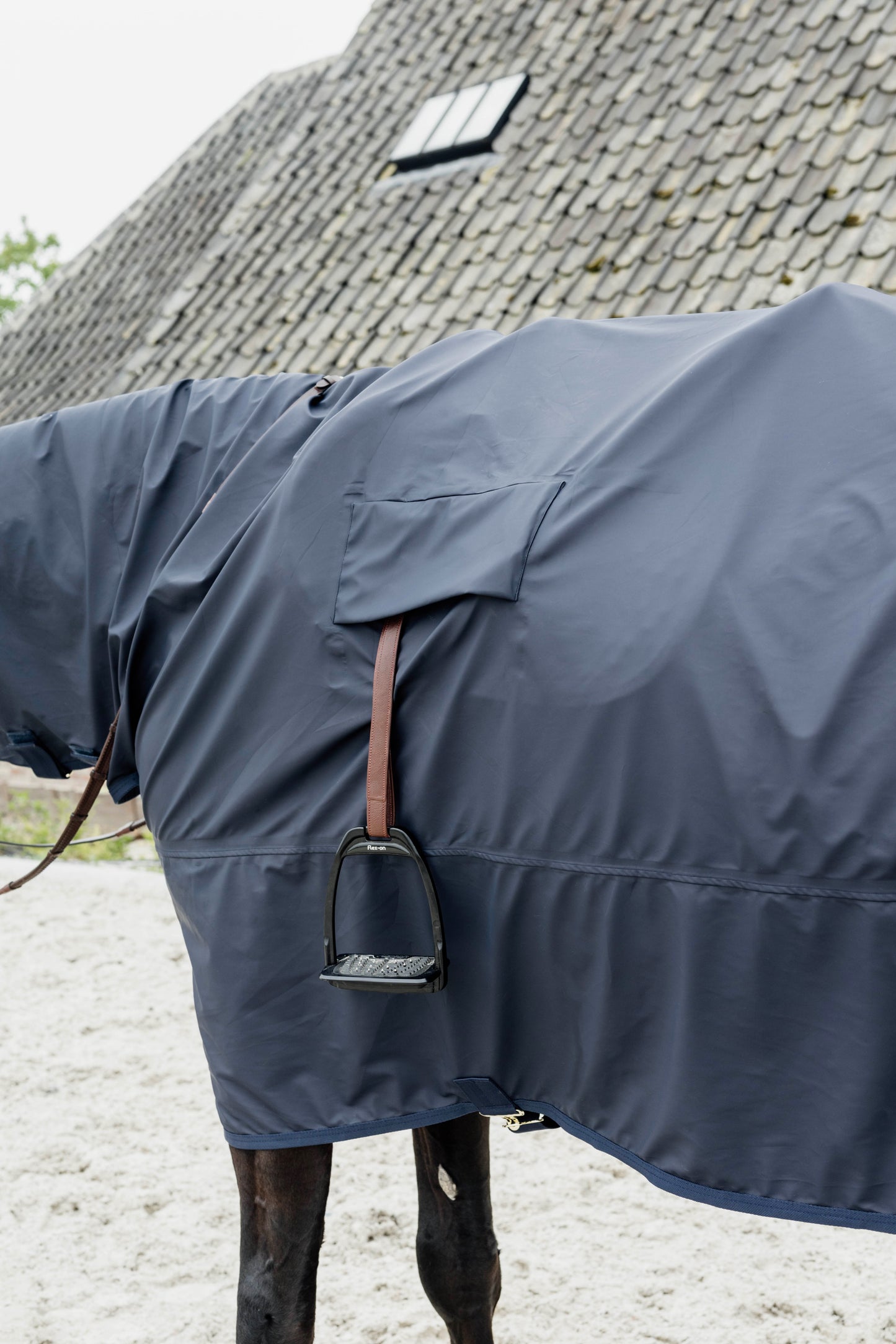 Horse Raincoat HURRICANE with stirrups holes | Navy