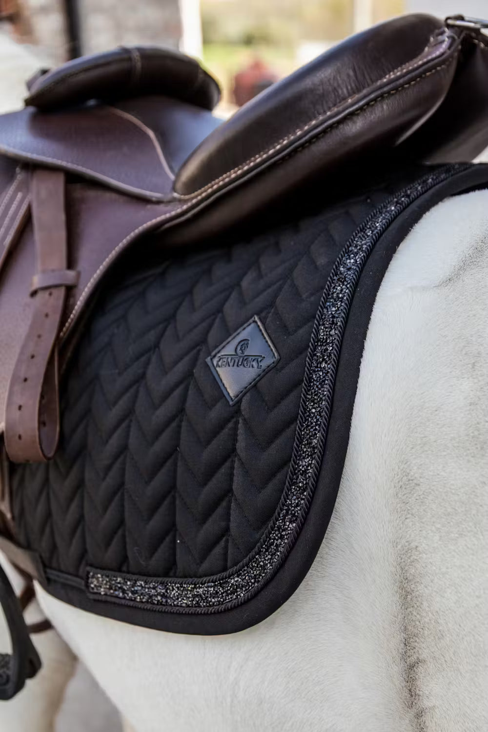 Glitter Stone Jumping Saddle Pad | Black