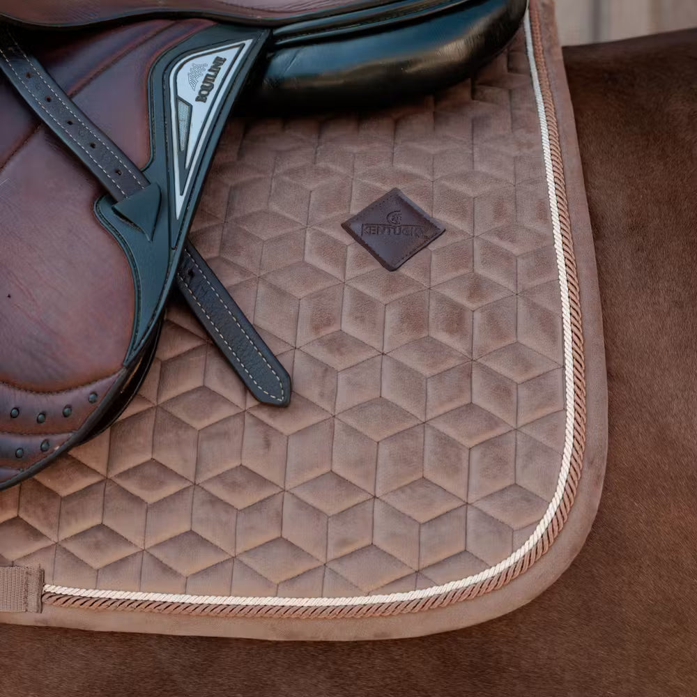 NEW! VELVET Saddle Pad Jumping