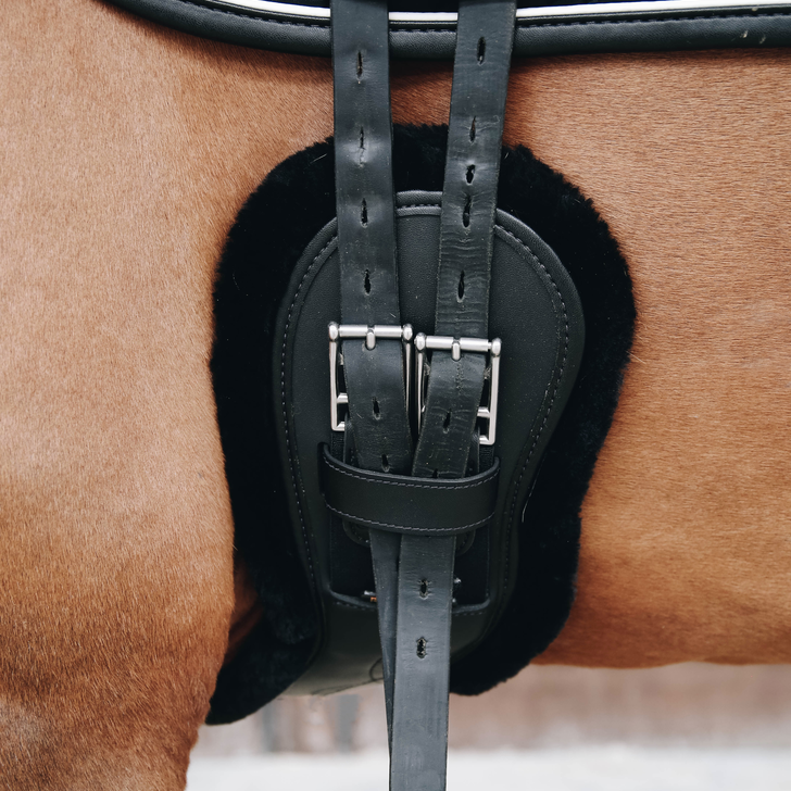Sheepskin Anatomic Short Girth | Black