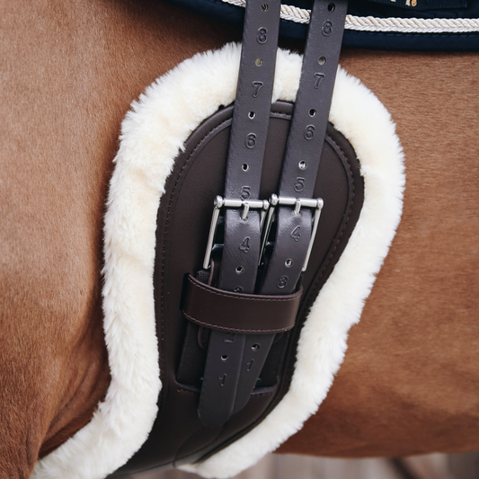 Sheepskin Anatomic Short Girth | Brown