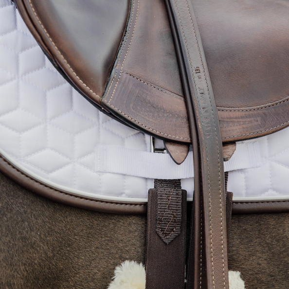 Skin Friendly Jumping Saddle Pad - Star Quilting | White
