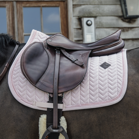 Velvet PEARLS Jumping Saddle Pad | Soft Rose