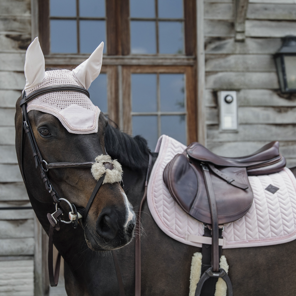 Velvet PEARLS Jumping Saddle Pad | Soft Rose