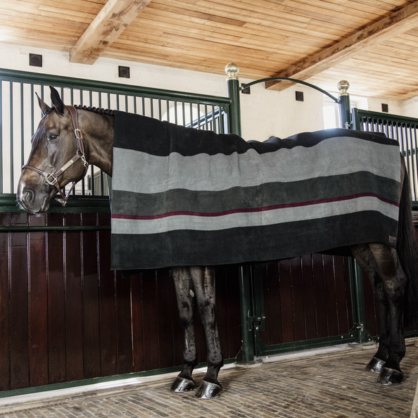 Heavy Fleece Rug Square Stripes | Black + Grey
