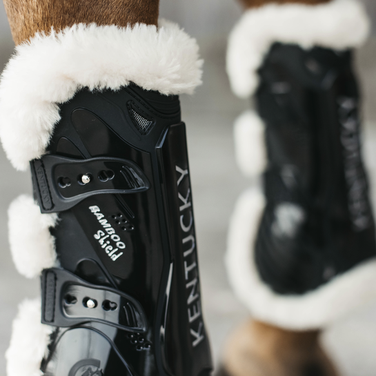 Vegan Sheepskin Tendon Boots Bamboo Elastic | Black
