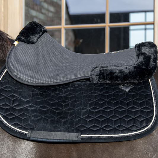 Absorb Anatomic Sheepskin Half Pad | Black Wool