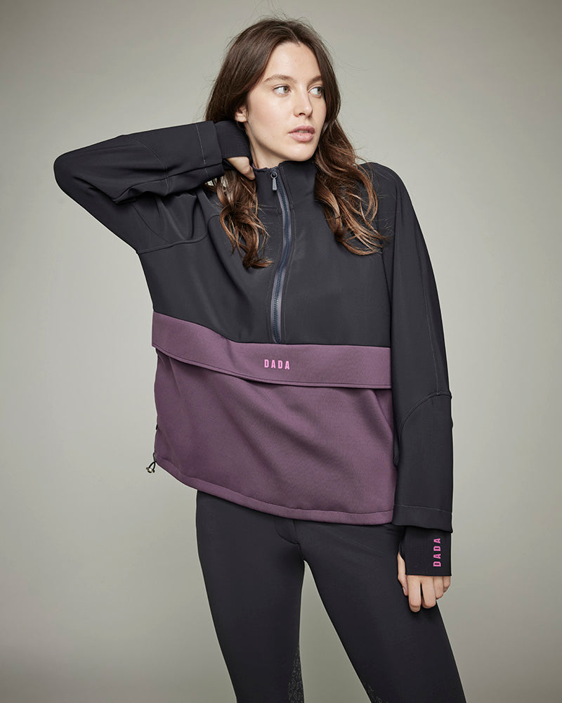 ASKA Activewear Sweater | Muscat/Black