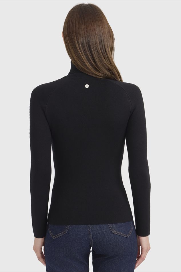 CHRISTINA Turtleneck
