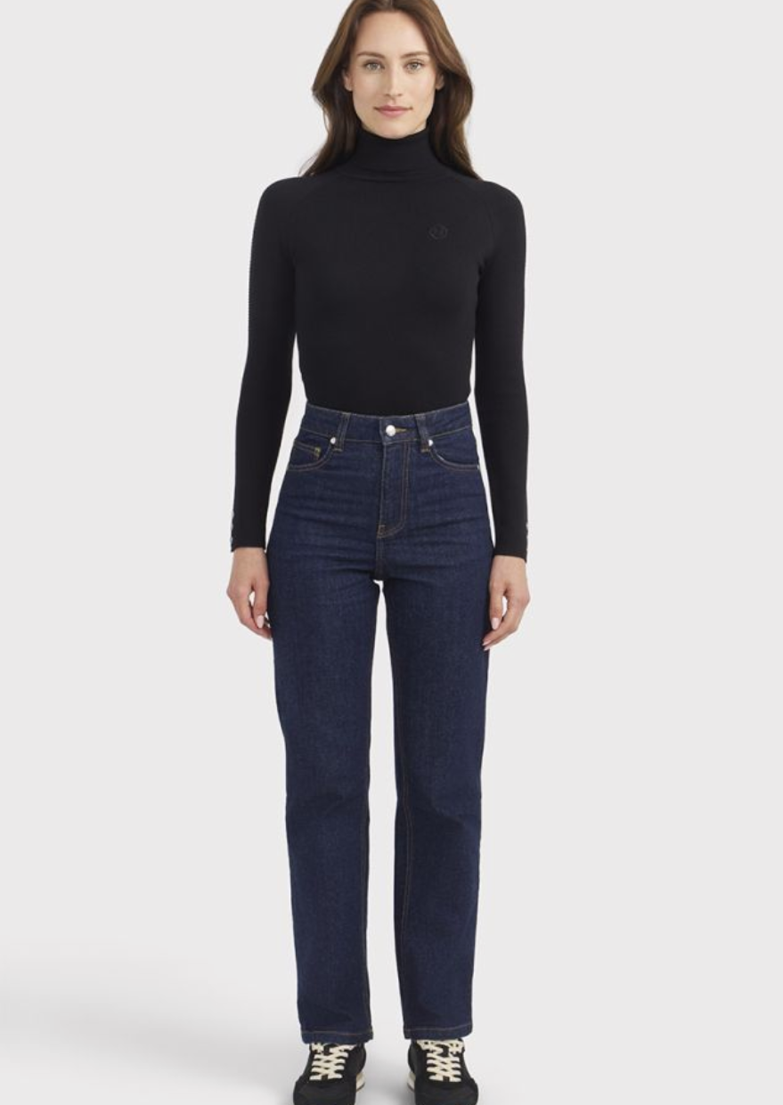 CHRISTINA Turtleneck