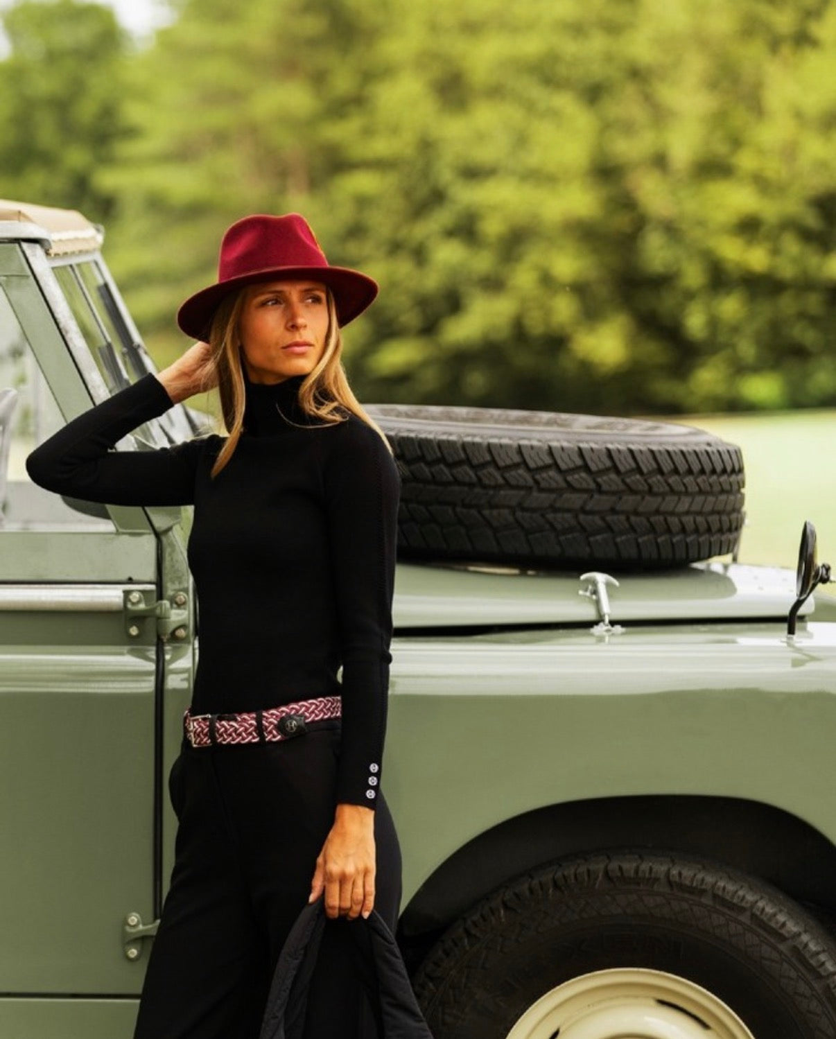 CHRISTINA Turtleneck