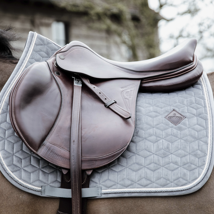 Basic Velvet Jumping Saddle Pad | Grey