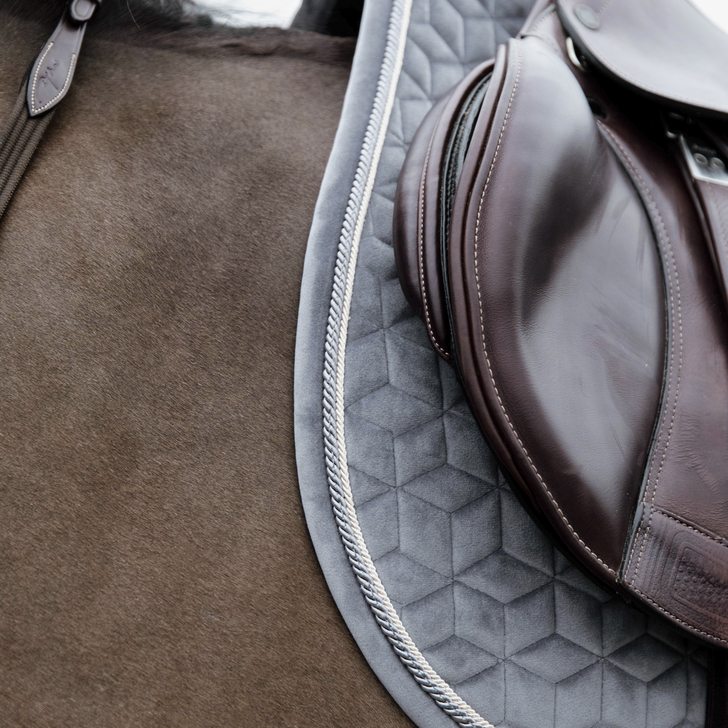 Basic Velvet Jumping Saddle Pad | Grey