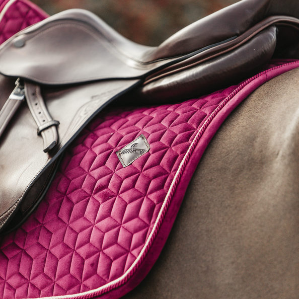 Velvet Jumping Saddle Pad | Fuchsia