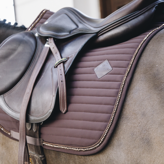 Pearls Jumping Saddle Pad | Brown